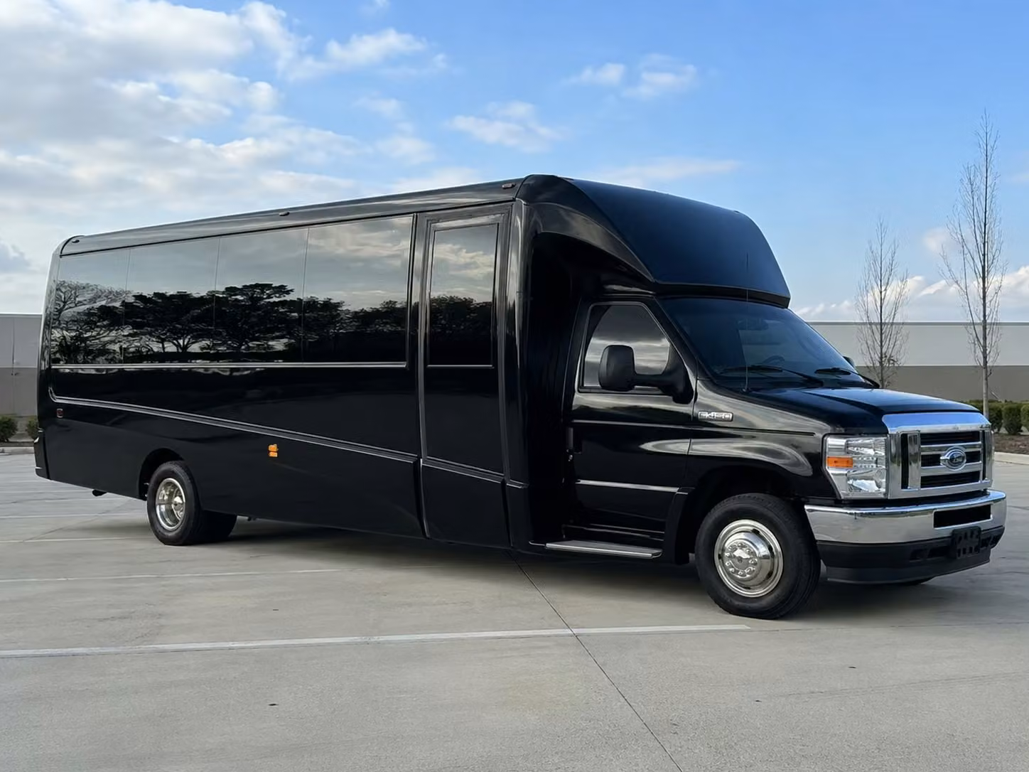 15 passenger minibus