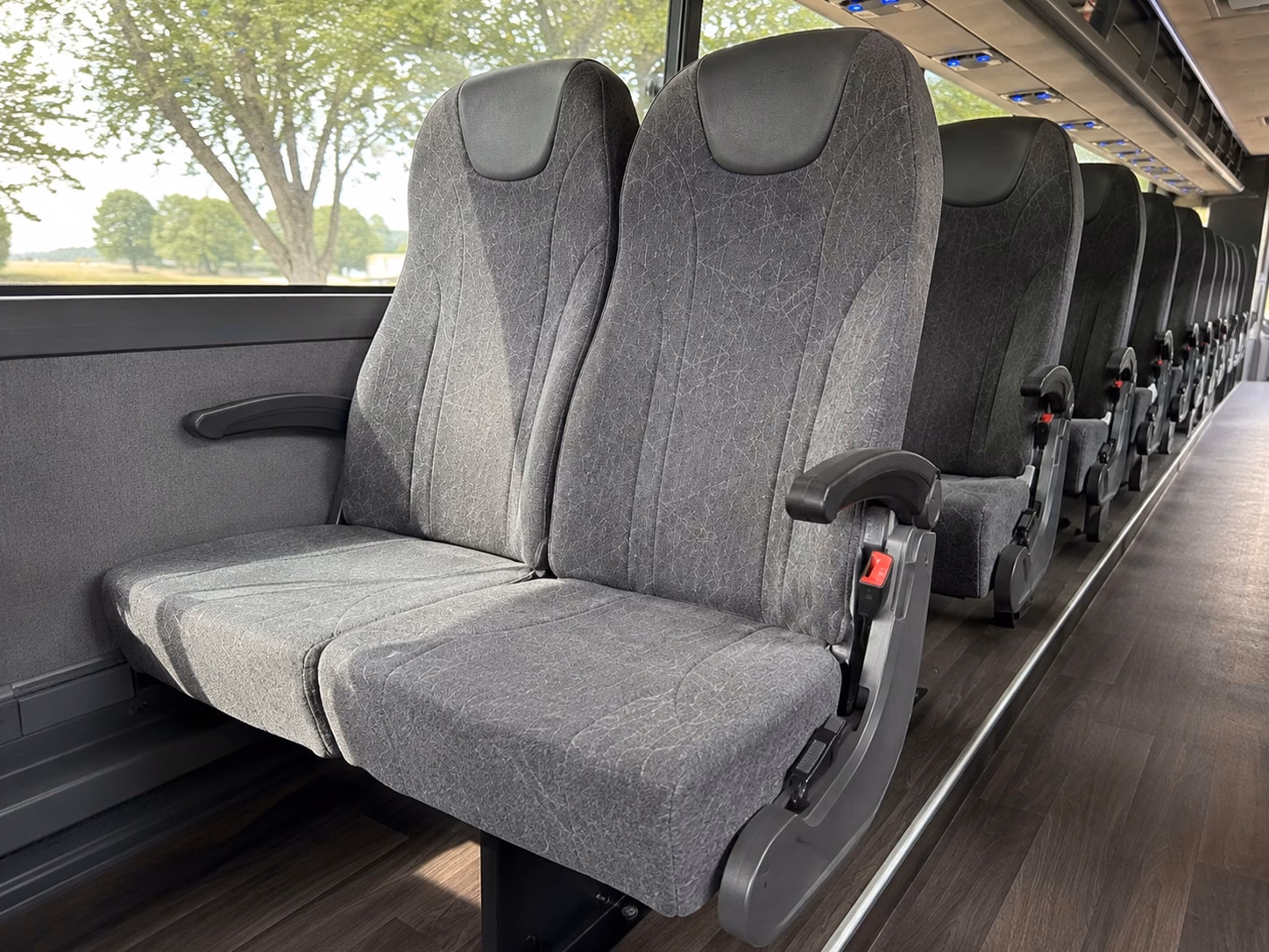 coachbuslayton com makes charter bus rentals easy for layton elementary and middle school field trips