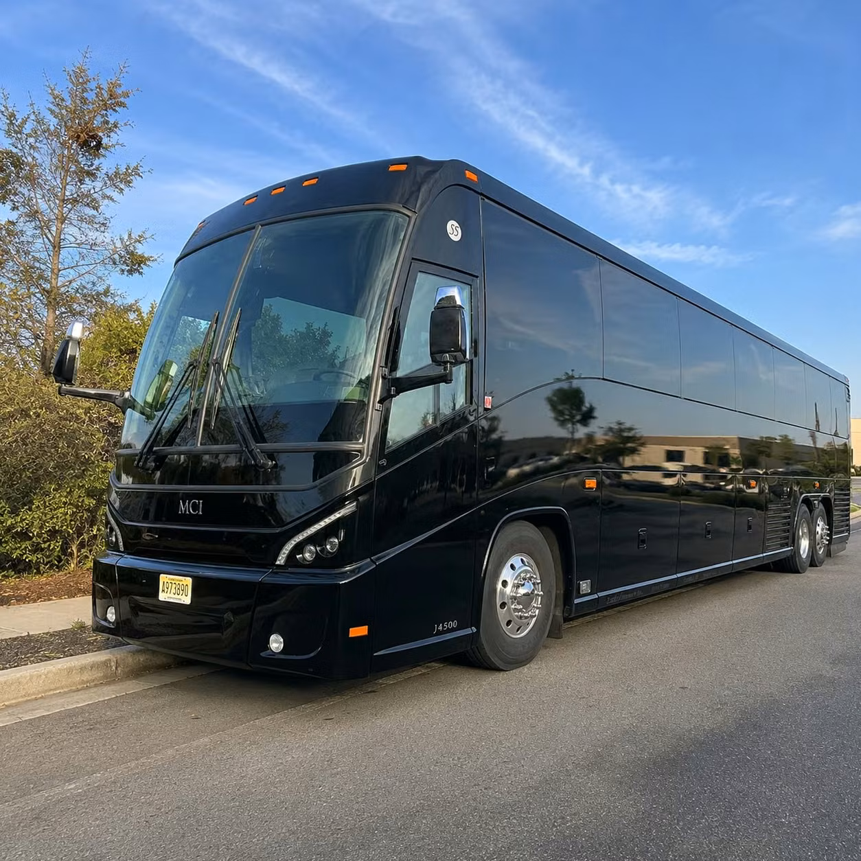 shuttle transportation for hill air force base personnel and contractors in layton